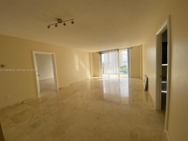 Comprar apartamento en Jockey Club 8F