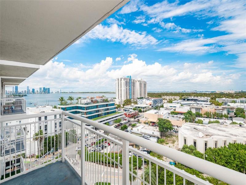 West Bay Plaza Apt #PH-07