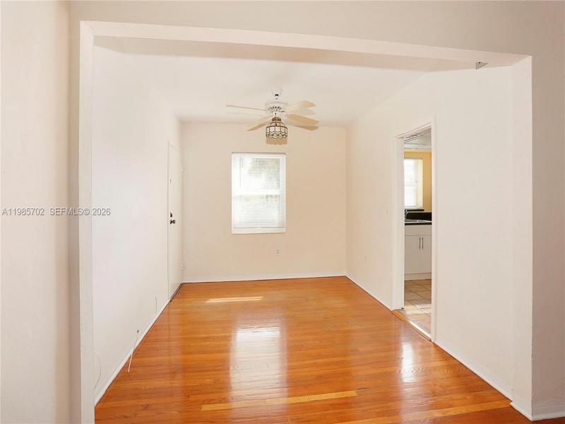Property photo # 4