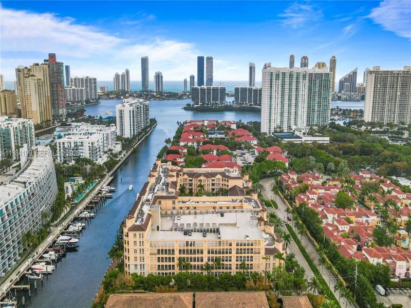 Comprar apartamento en Alaqua 716