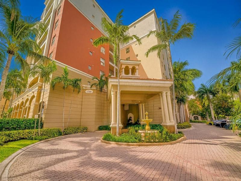 Comprar apartamento en Porto Bellagio 2319