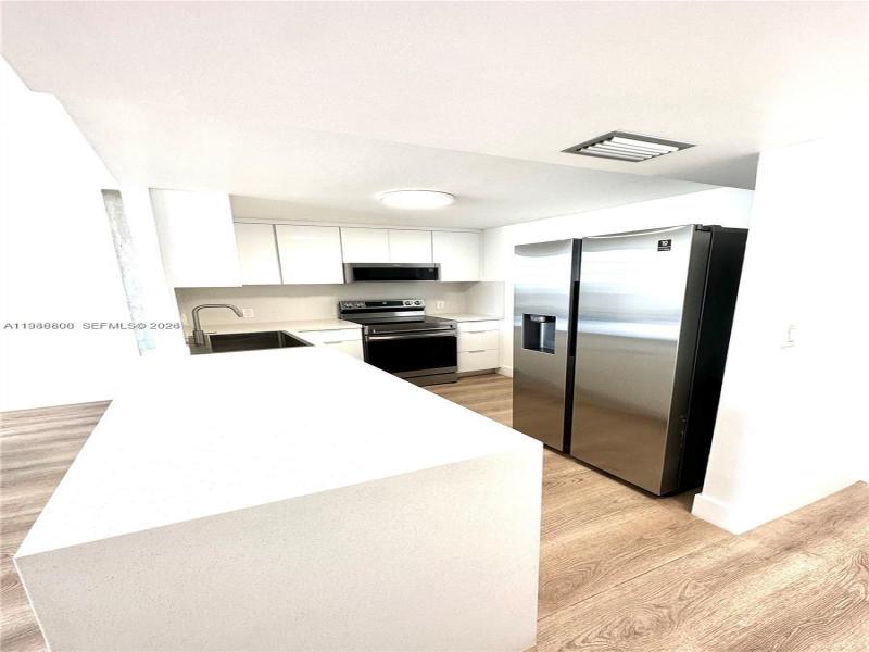 Comprar apartamento en Bayview Towers A909