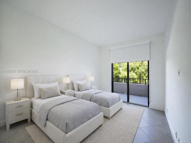 Comprar apartamento en Key Colony III Emerald Bay 320