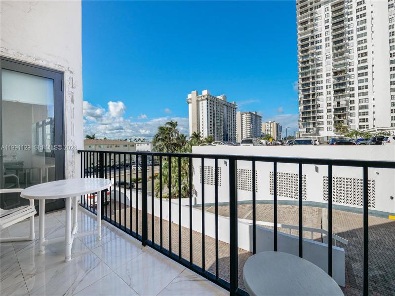Apartment for rent at Britannia at Quadomain 305