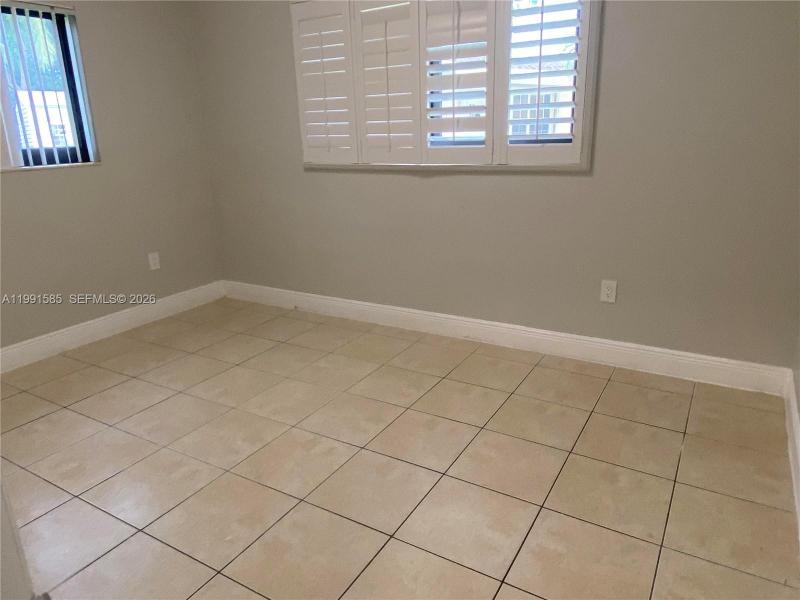 Property photo # 9