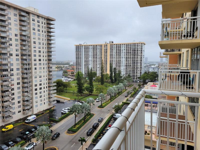 Winston Towers Apt #1208