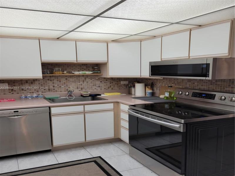 Comprar apartamento no Winston Towers 1208