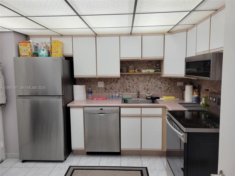Comprar apartamento no Winston Towers 1208