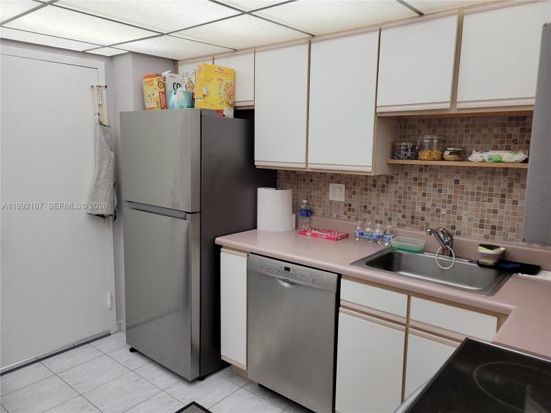 Comprar apartamento no Winston Towers 1208