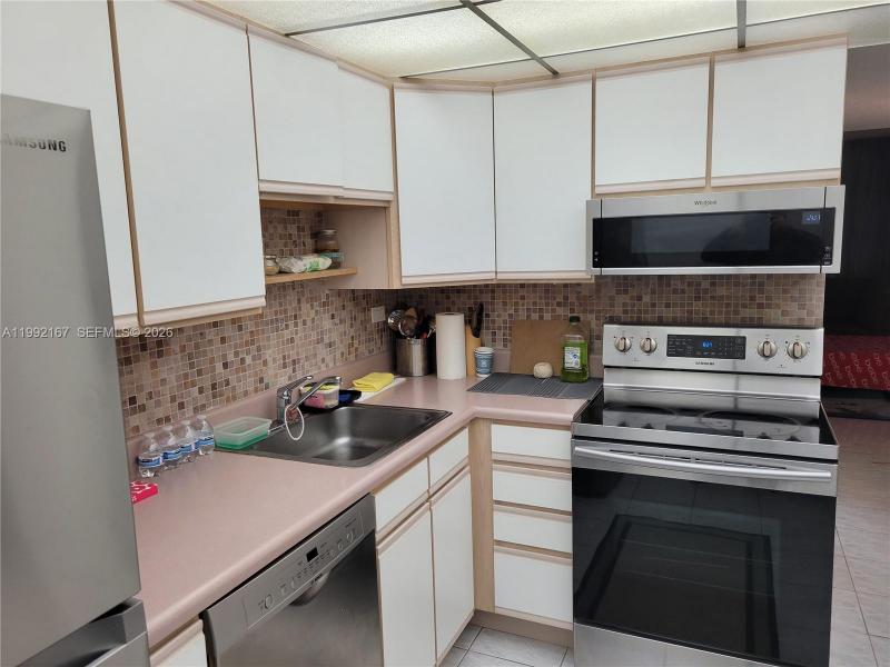 Comprar apartamento no Winston Towers 1208
