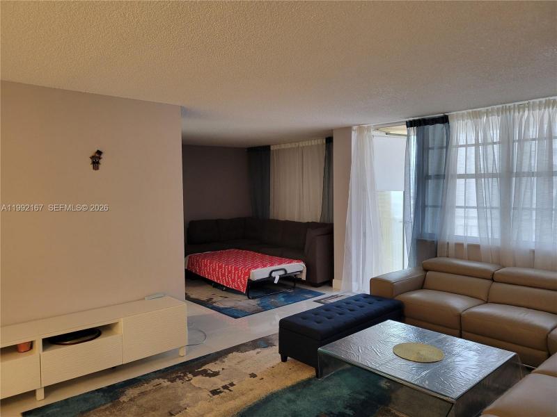 Comprar apartamento no Winston Towers 1208