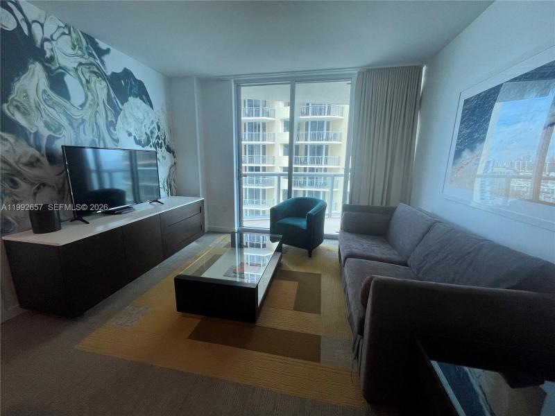 Comprar apartamento en Sole 2408