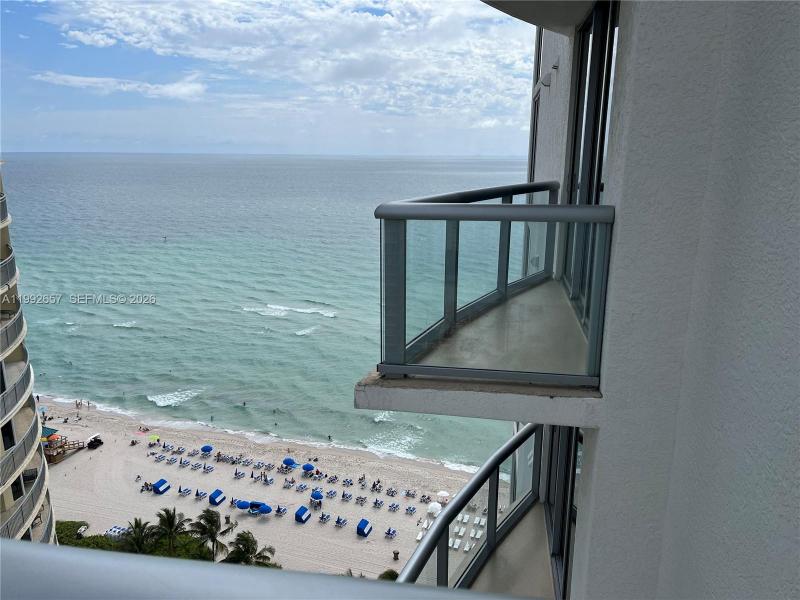 Comprar apartamento en Sole 2408