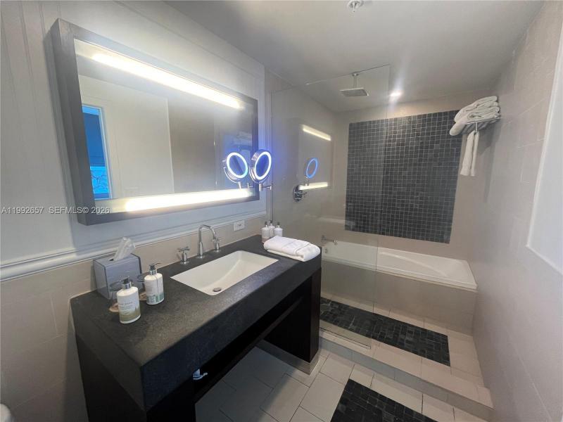 Comprar apartamento en Sole 2408