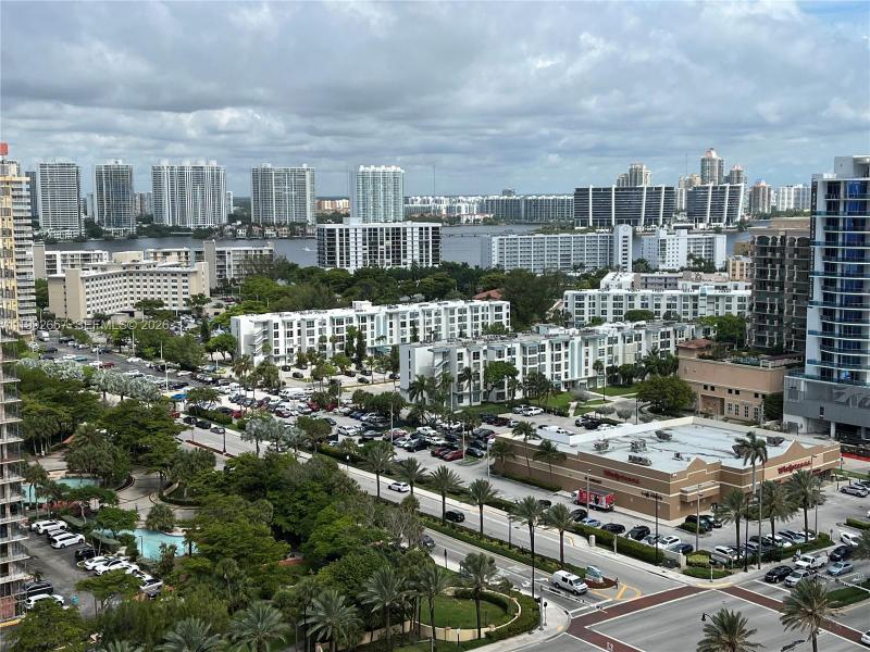 Comprar apartamento en Sole 2408