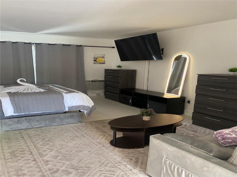 Alquiler de apartamento en Bayshore Yacht Tennis Club 109