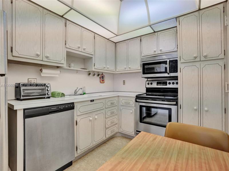 Condo for sale at The Hemispheres 12A