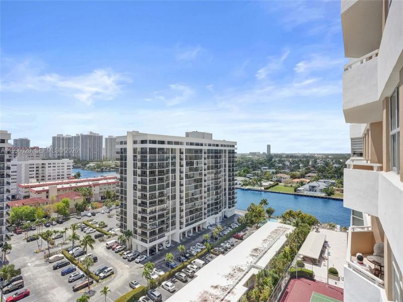 Condo for sale at The Hemispheres 12A