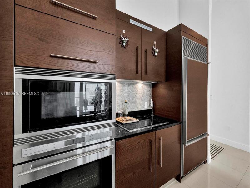 Property photo # 9