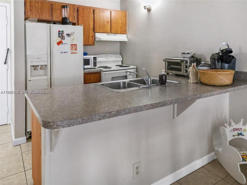 Property photo # 6