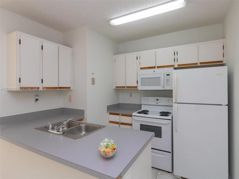 Property photo # 4