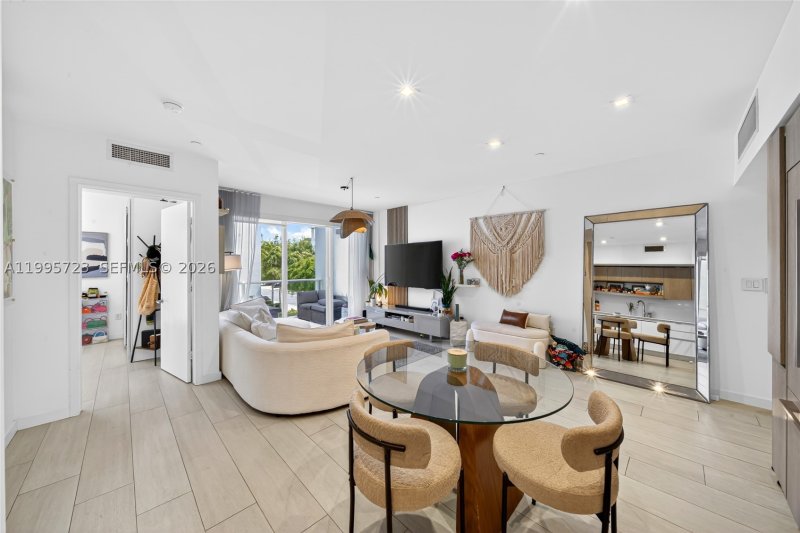 Condo for sale at One Bay Residences 113