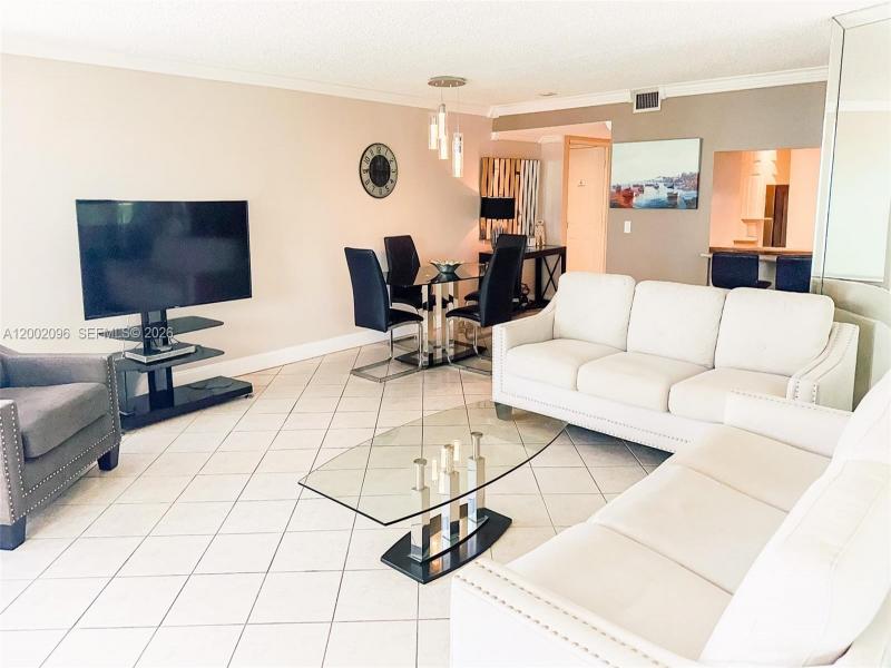 Comprar apartamento en Le Montcalm 201