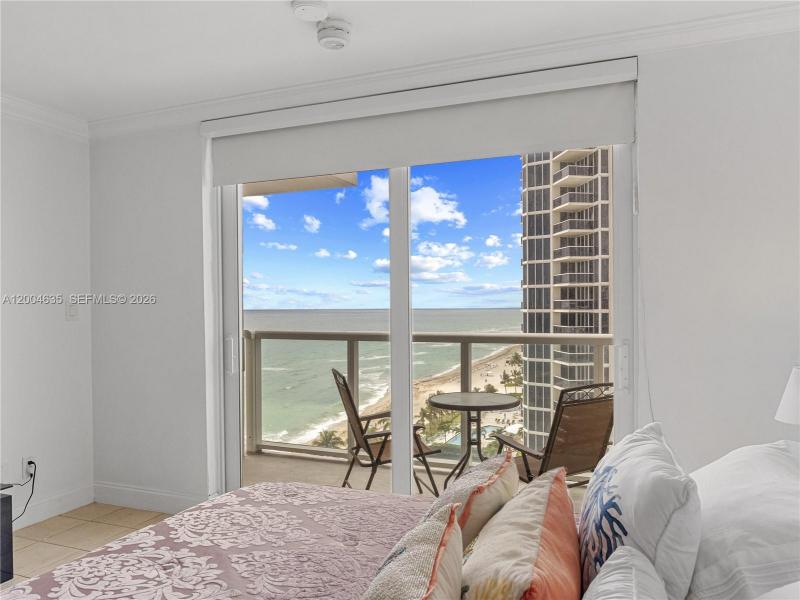 Condo for sale at Aventura Beach Club 1109