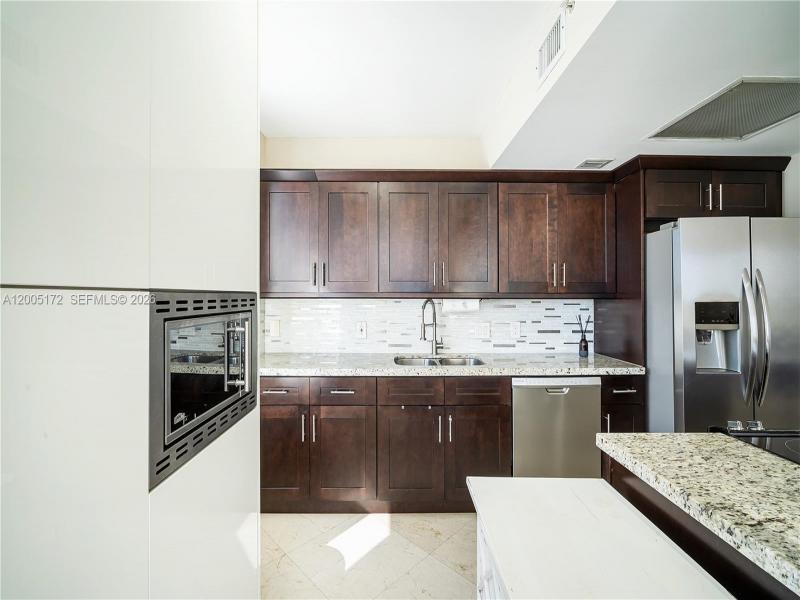 Property photo # 4
