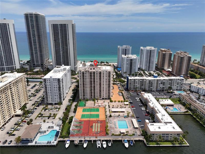 Condo for sale at Prince George 15B