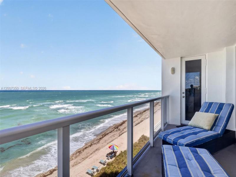 Condo for sale at Aquarius Towers 504S