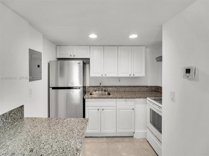 Property photo # 9