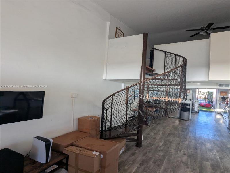 Property photo # 8