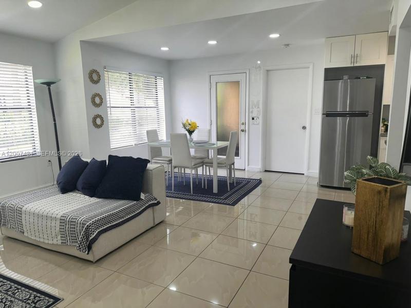 Property photo # 6