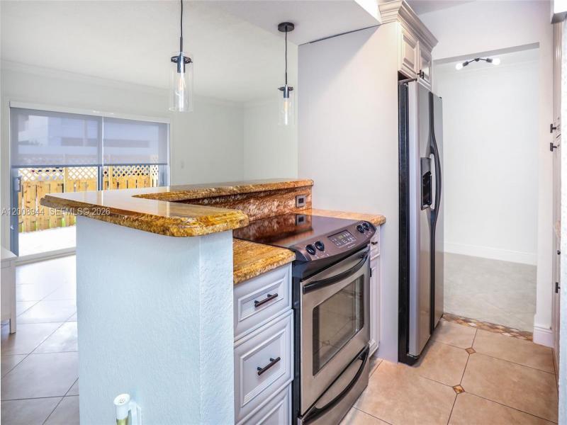 Property photo # 6