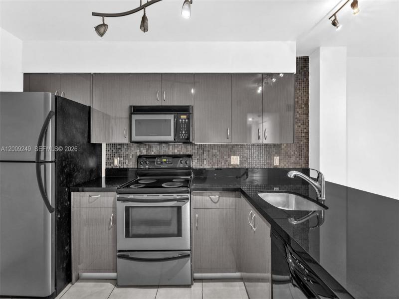 Property photo # 2