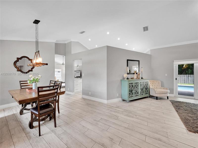 Property photo # 2