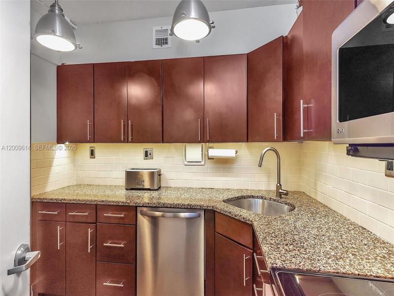 Property photo # 8