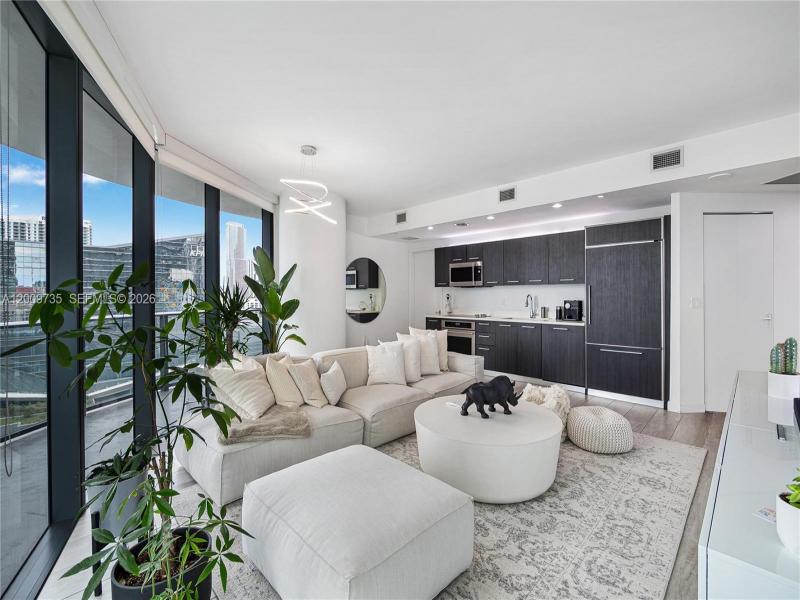 Property photo # 6