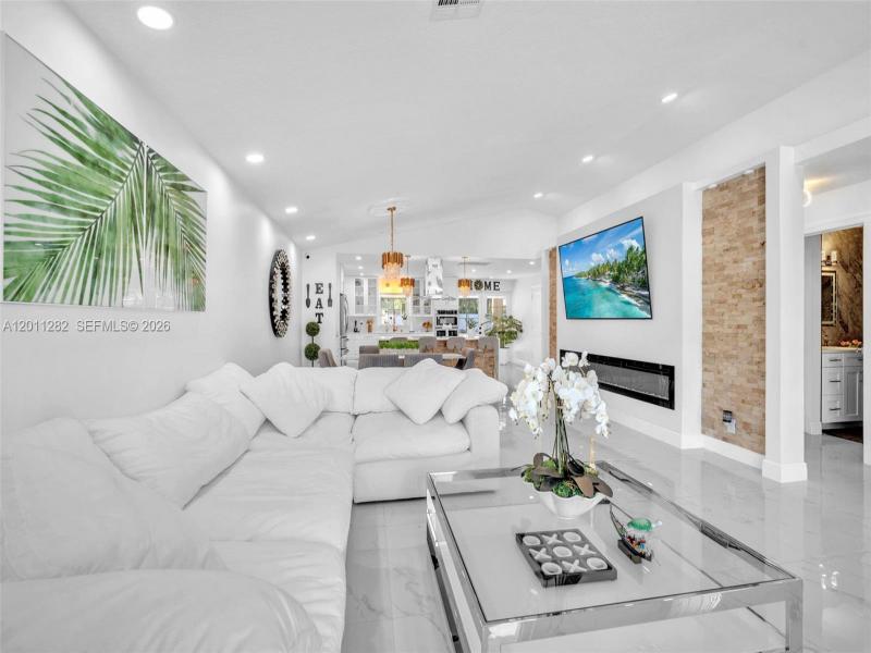 Property photo # 4