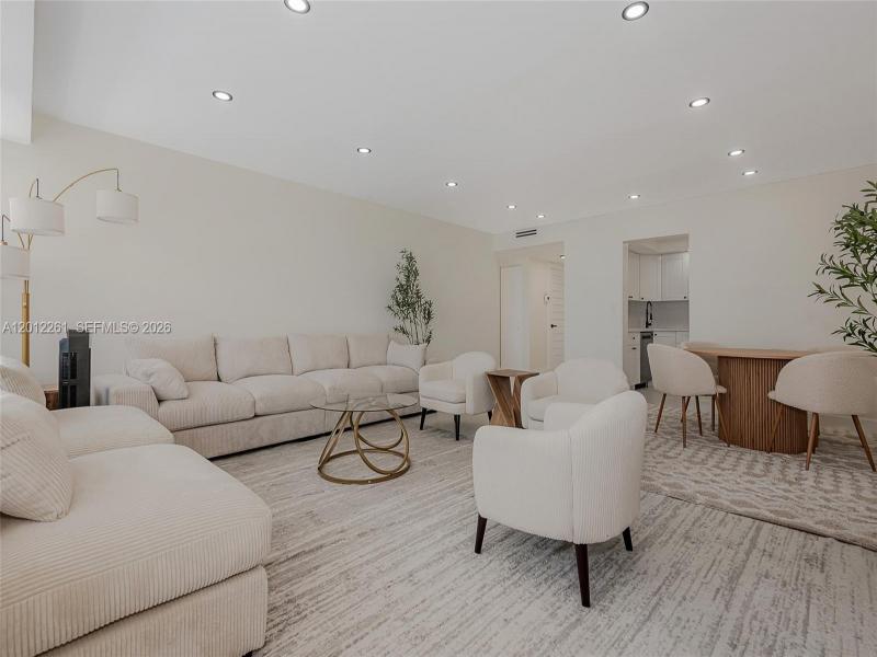 Condo for sale at Ocean Summit 1207
