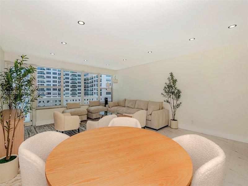 Condo for sale at Ocean Summit 1207