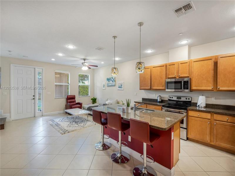 Property photo # 4