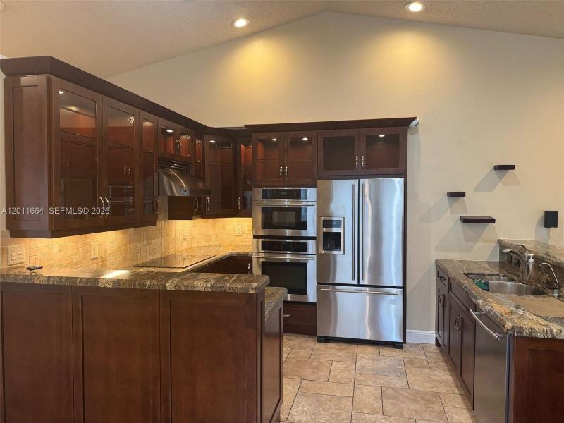 Property photo # 7