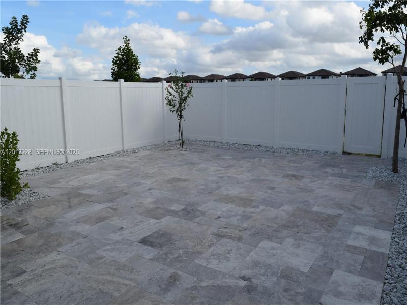 Property photo # 2