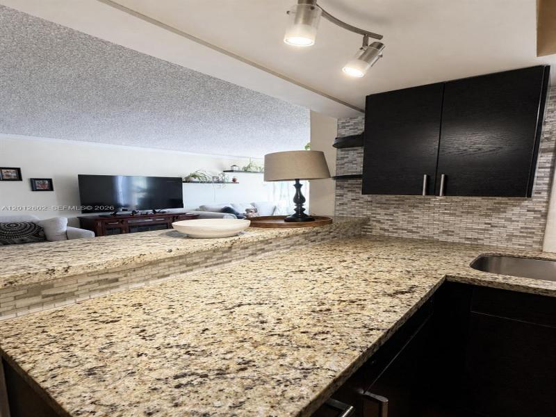 Property photo # 6