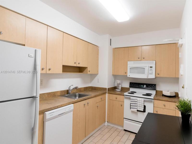 Property photo # 9