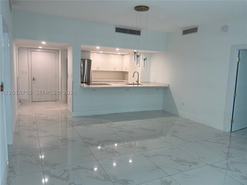 Comprar apartamento no 1800 Club 614