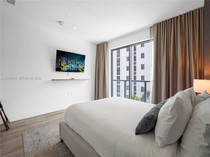 Property photo # 4