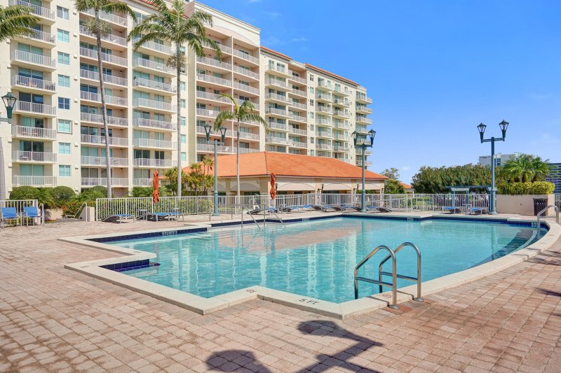 Condo for sale at The Tides at Bridgeside Square 807